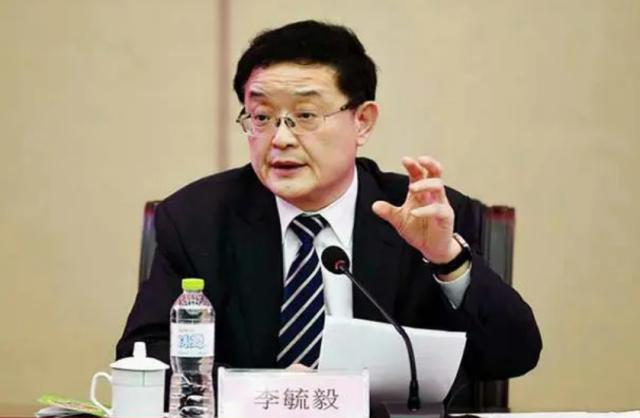 雷竞技中国官网-李毓毅&amp;马成全被查 足坛反腐案已公布涉案11人